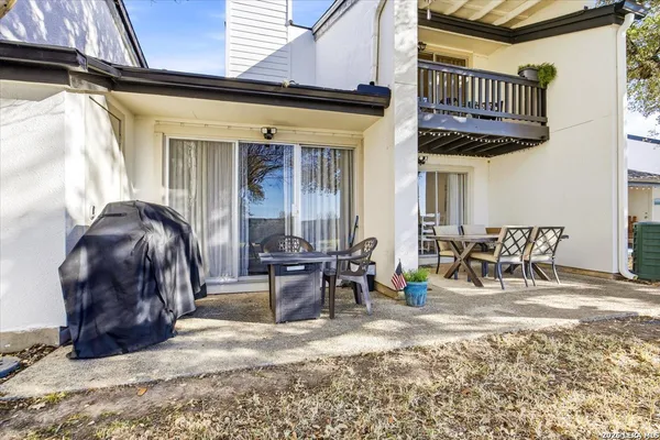 $250,000 | 1135 Parkview Drive, Unit C18, Canyon Lake, TX 78133