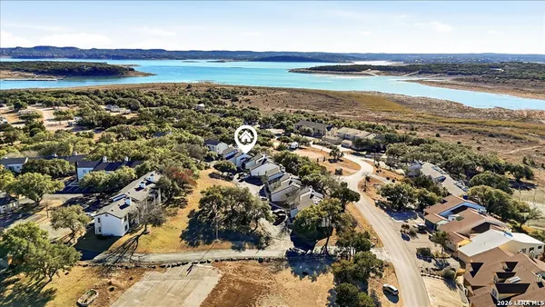 $250,000 | 1135 Parkview Drive, Unit C18, Canyon Lake, TX 78133
