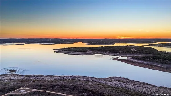 $250,000 | 1135 Parkview Drive, Unit C18, Canyon Lake, TX 78133
