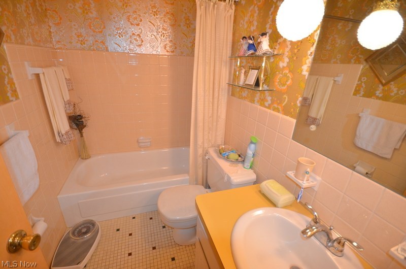 13525 Sheldon Road Cleveland, OH 44130 - Photo 15 of 21 Gallery Image 15