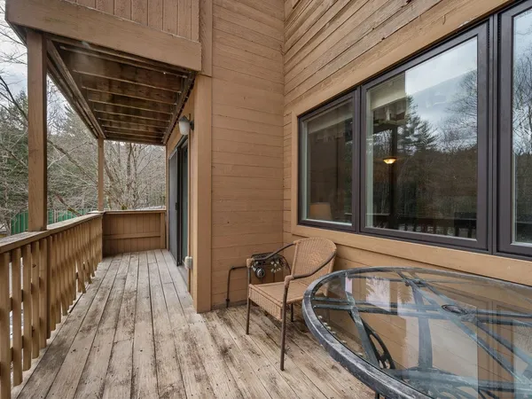 $359,000 | 132 Grand Hollow Road, Unit 15, Warren, VT 05674