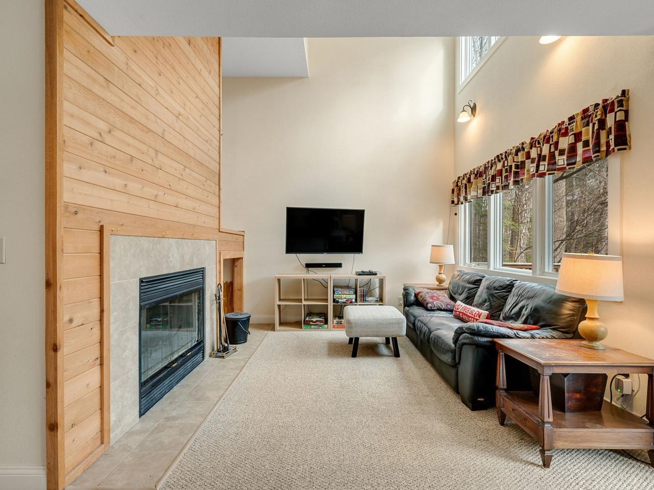 132 Grand Hollow Road, Unit 15 Warren, VT 05674 - Photo 2 of 44