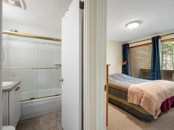 $359,000 | 132 Grand Hollow Road, Unit 15, Warren, VT 05674