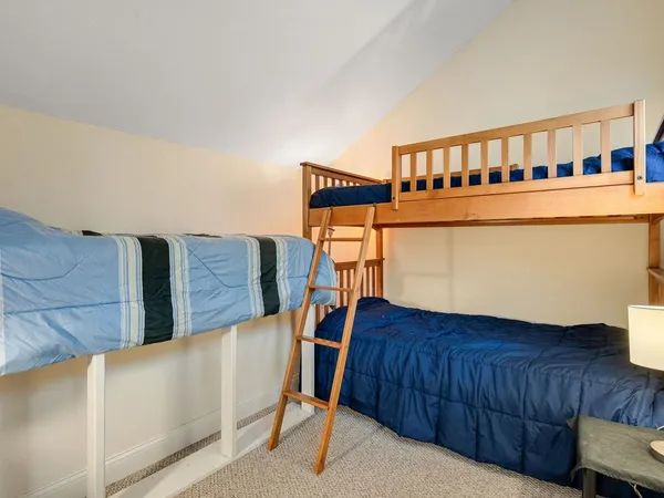 $359,000 | 132 Grand Hollow Road, Unit 15, Warren, VT 05674