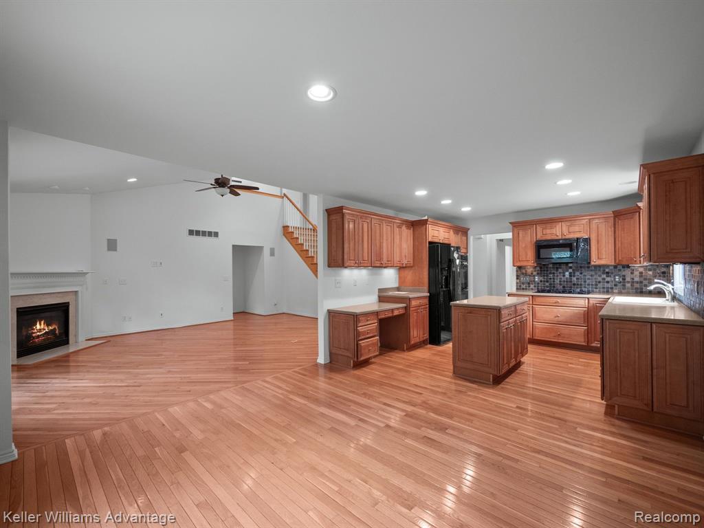 29157 Hemingway Drive Novi, MI 48377 - Photo 11 of 42