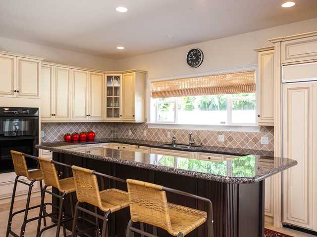 915 Reef Road Vero Beach, FL 32963 - Photo 12 of 25 Gallery Image 12