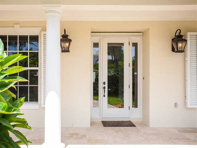 915 Reef Road Vero Beach, FL 32963 - Photo 2 of 25 Gallery Image 2