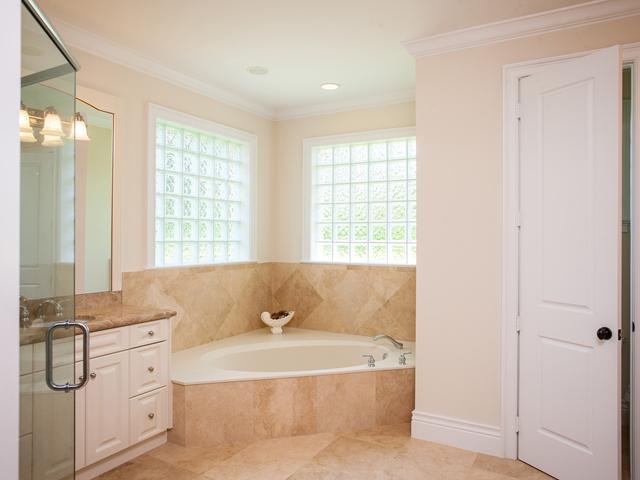 915 Reef Road Vero Beach, FL 32963 - Photo 21 of 25 Gallery Image 21