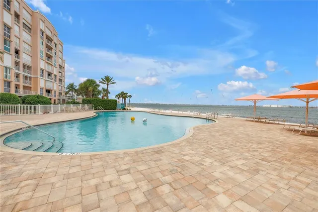 $999,900 | 4971 Bacopa Lane South, Unit 403, St. Petersburg, FL 33715