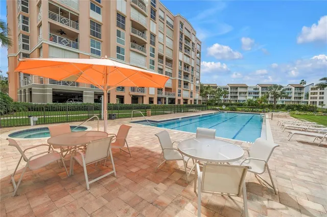 $999,900 | 4971 Bacopa Lane South, Unit 403, St. Petersburg, FL 33715