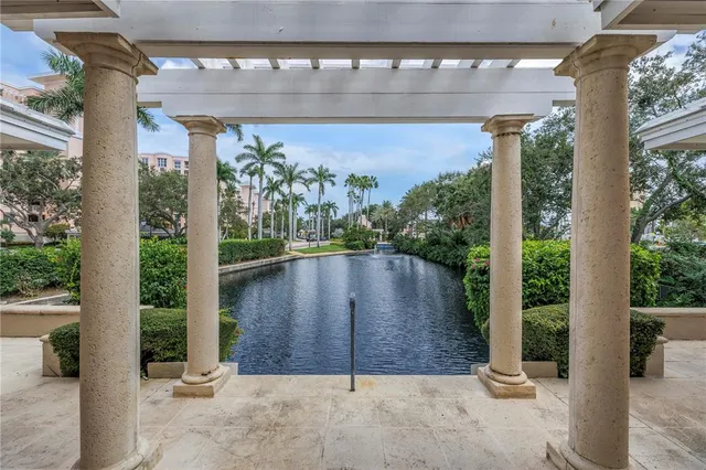 $999,900 | 4971 Bacopa Lane South, Unit 403, St. Petersburg, FL 33715