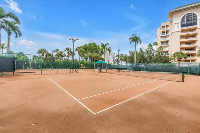 $999,900 | 4971 Bacopa Lane South, Unit 403, St. Petersburg, FL 33715