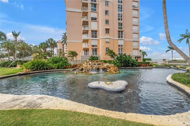 $999,900 | 4971 Bacopa Lane South, Unit 403, St. Petersburg, FL 33715