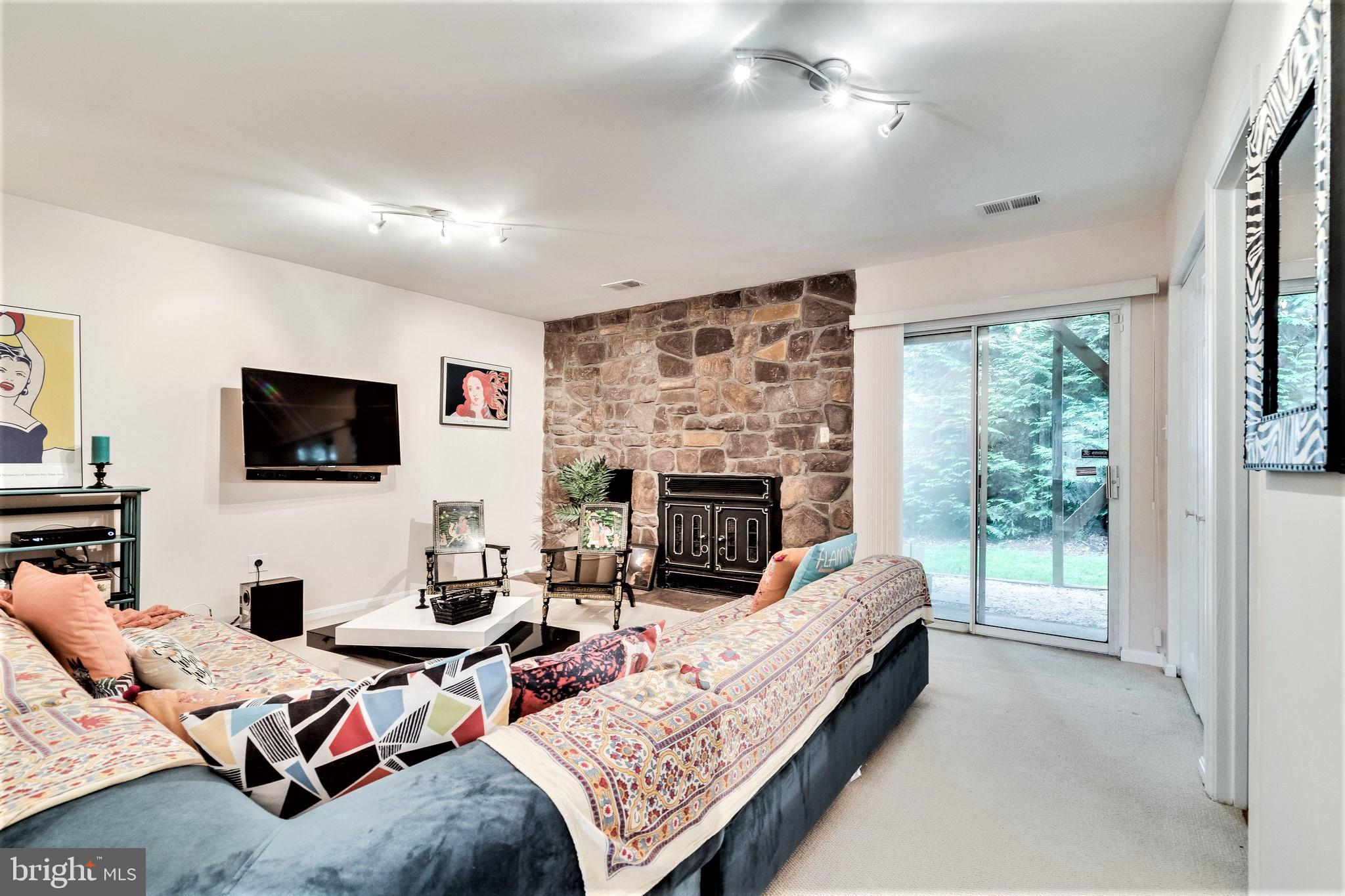 10906 Pebble Run Drive Silver Spring, MD 20902 - Photo 65 of 77 Gallery Image 65