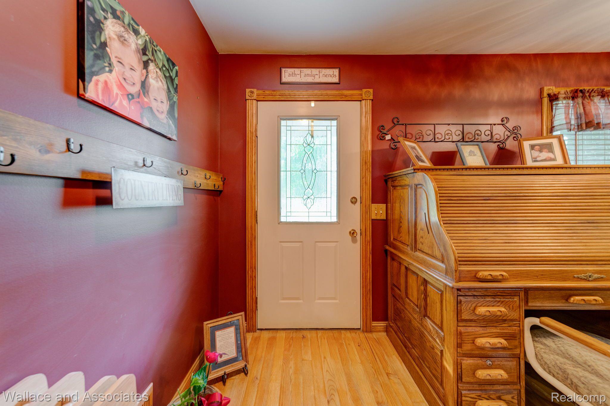7827 Mason Road Yale, MI 48097 - Photo 7 of 65 Gallery Image 7