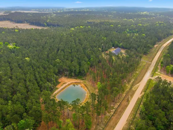 $749,000 | 3143 County Road 4300, Hillister, TX 77624