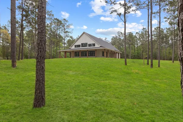 $749,000 | 3143 County Road 4300, Hillister, TX 77624