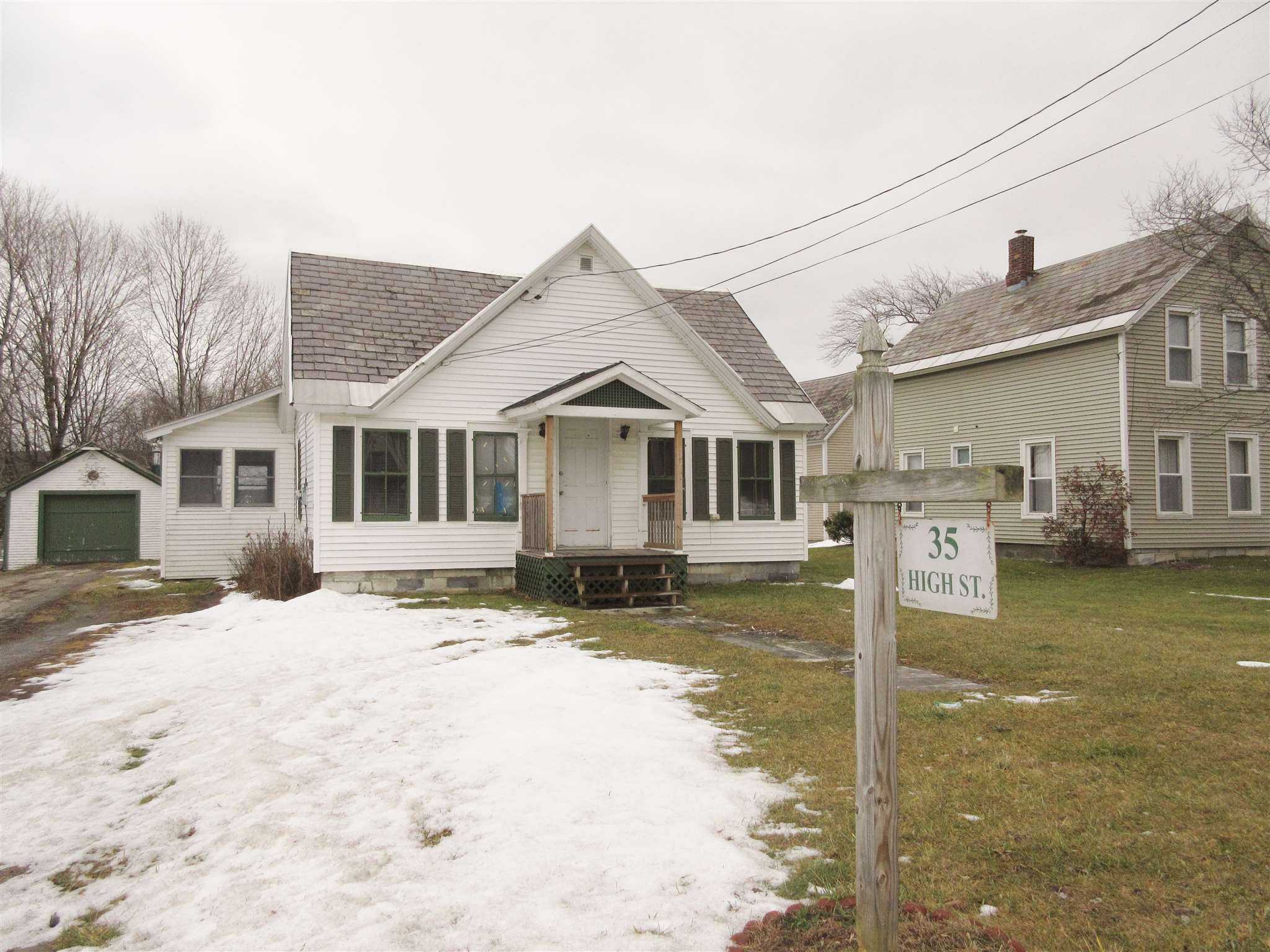 35 High Street West Rutland, VT 05777 - Photo 1 of 19 Gallery Image 1
