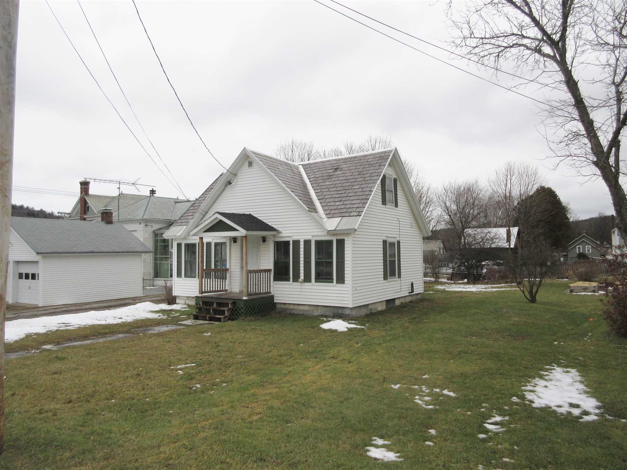 35 High Street West Rutland, VT 05777 - Photo 3 of 19 Gallery Image 3