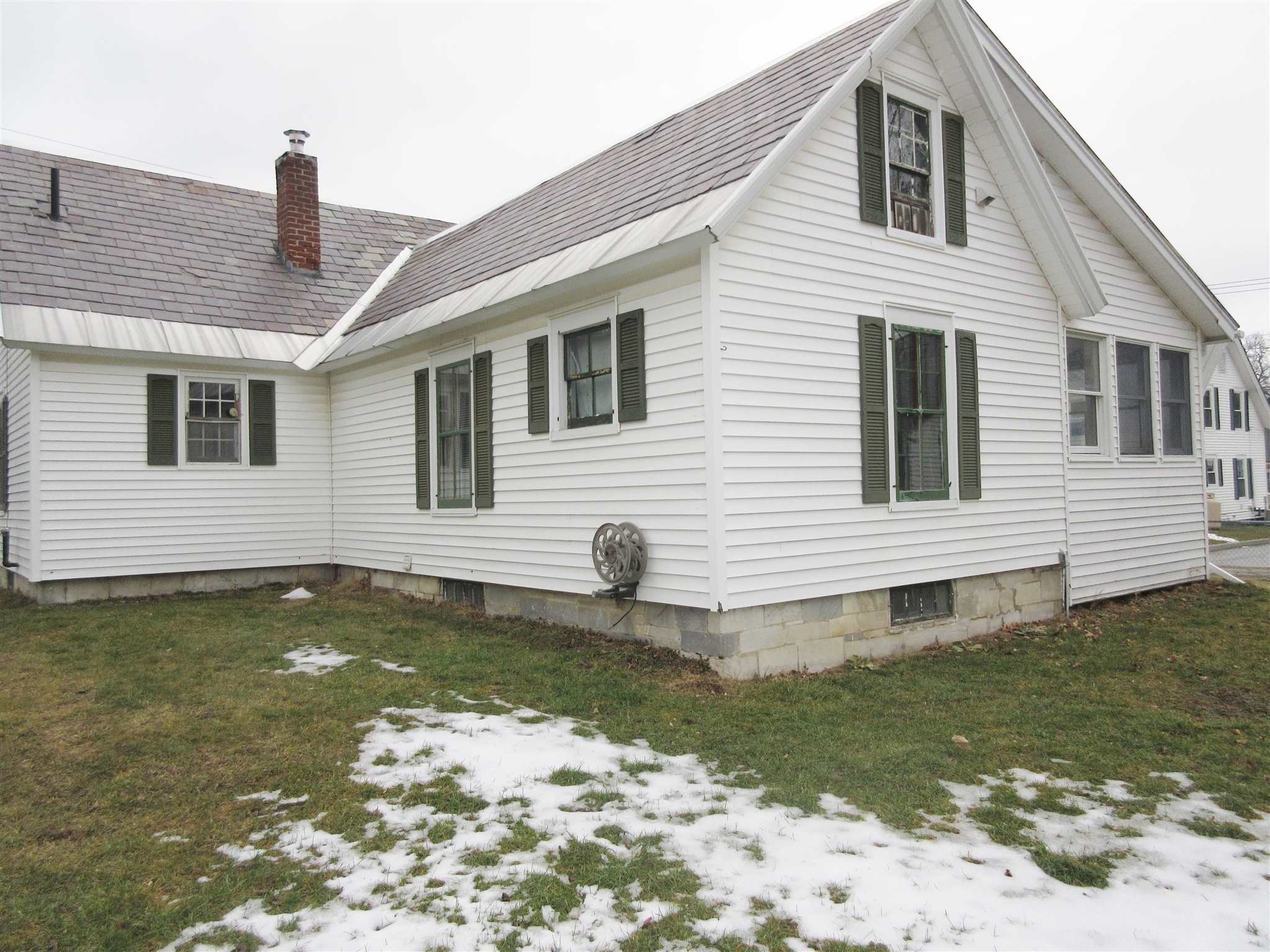 35 High Street West Rutland, VT 05777 - Photo 4 of 19 Gallery Image 4