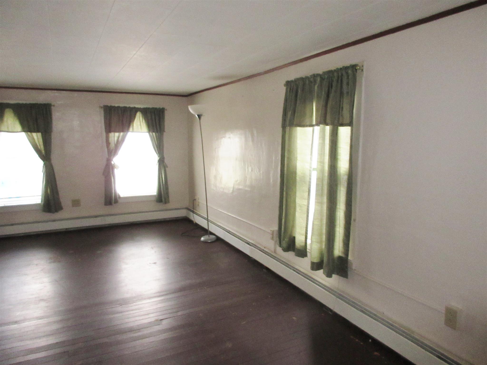 35 High Street West Rutland, VT 05777 - Photo 10 of 19 Gallery Image 10