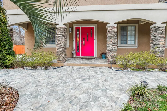 $995,000 | 8104 Stem Court, Charlotte, NC 28227