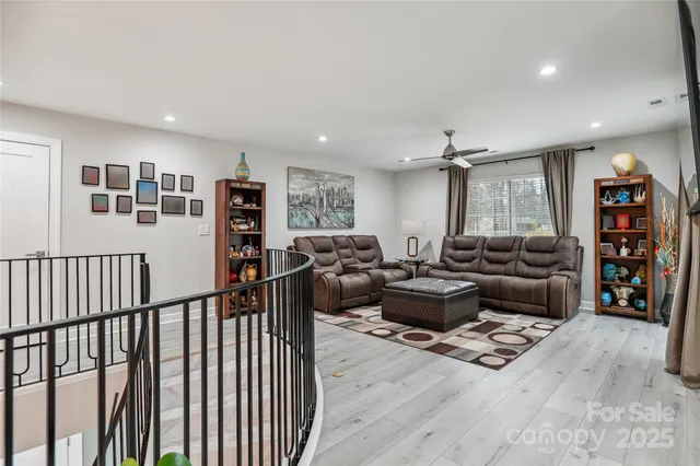 $995,000 | 8104 Stem Court, Charlotte, NC 28227