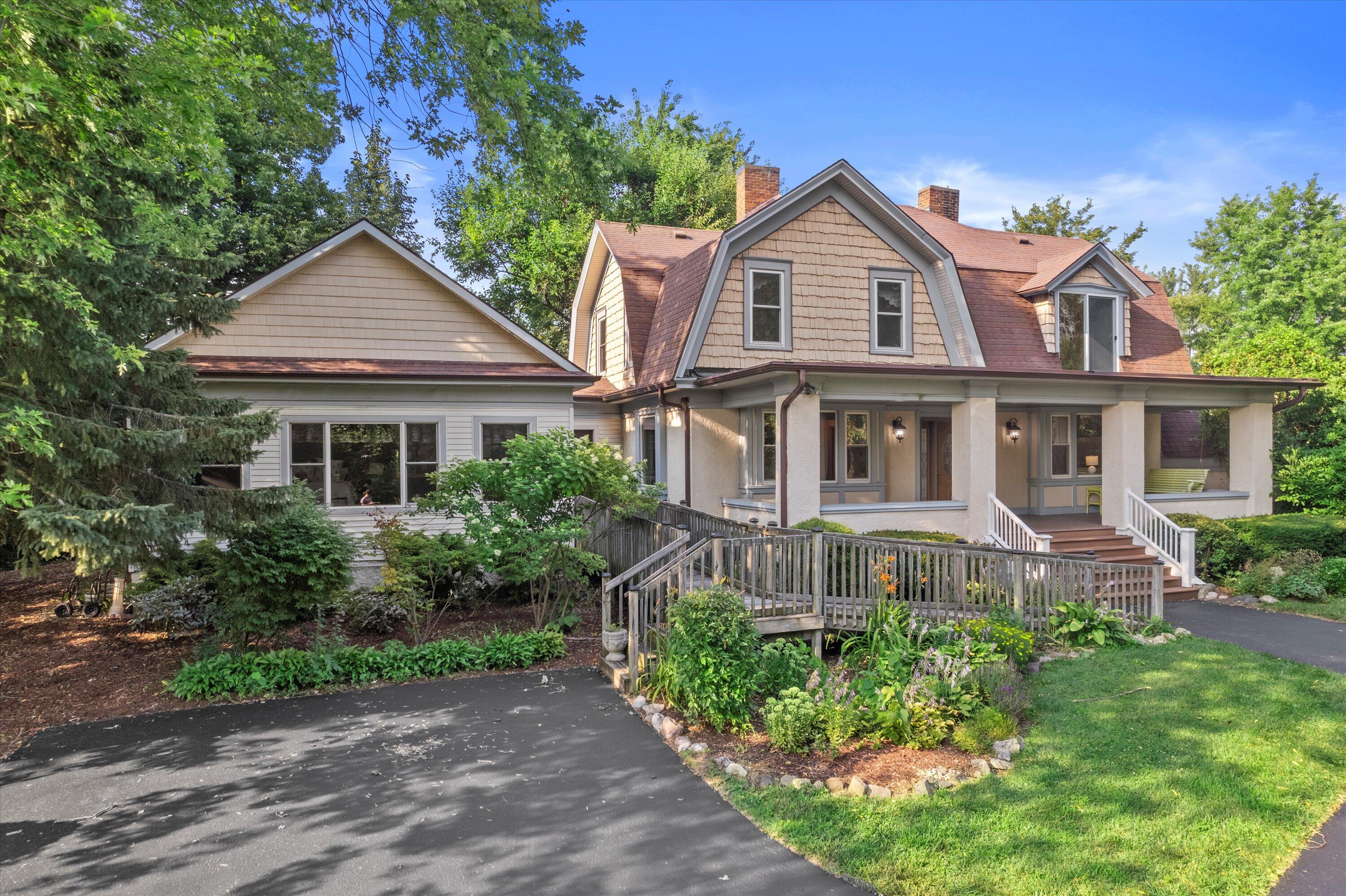 423 South Fancher Road Mount Pleasant, WI 53406 - Photo 2 of 69 WELCOME HOME!