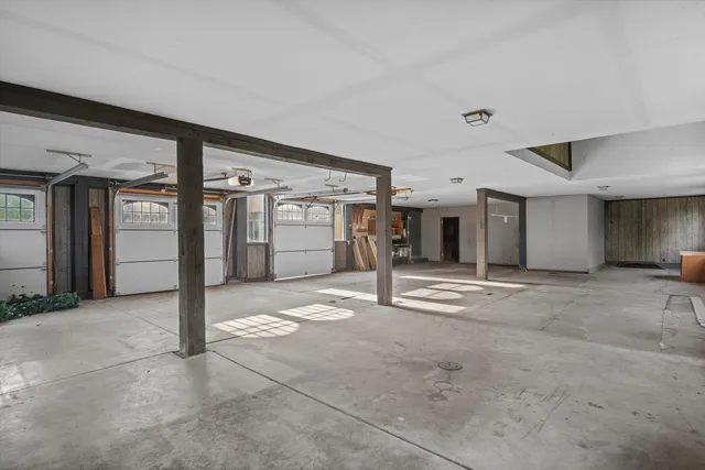 $725,000 | 423 South Fancher Road, Mount Pleasant, WI 53406