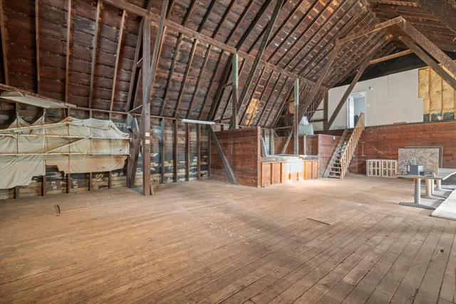 $725,000 | 423 South Fancher Road, Mount Pleasant, WI 53406