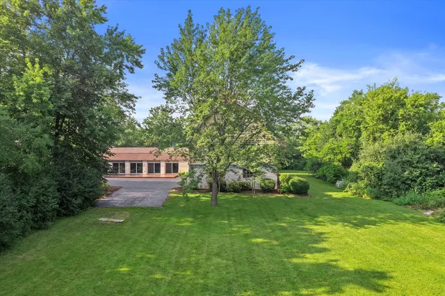 $725,000 | 423 South Fancher Road, Mount Pleasant, WI 53406