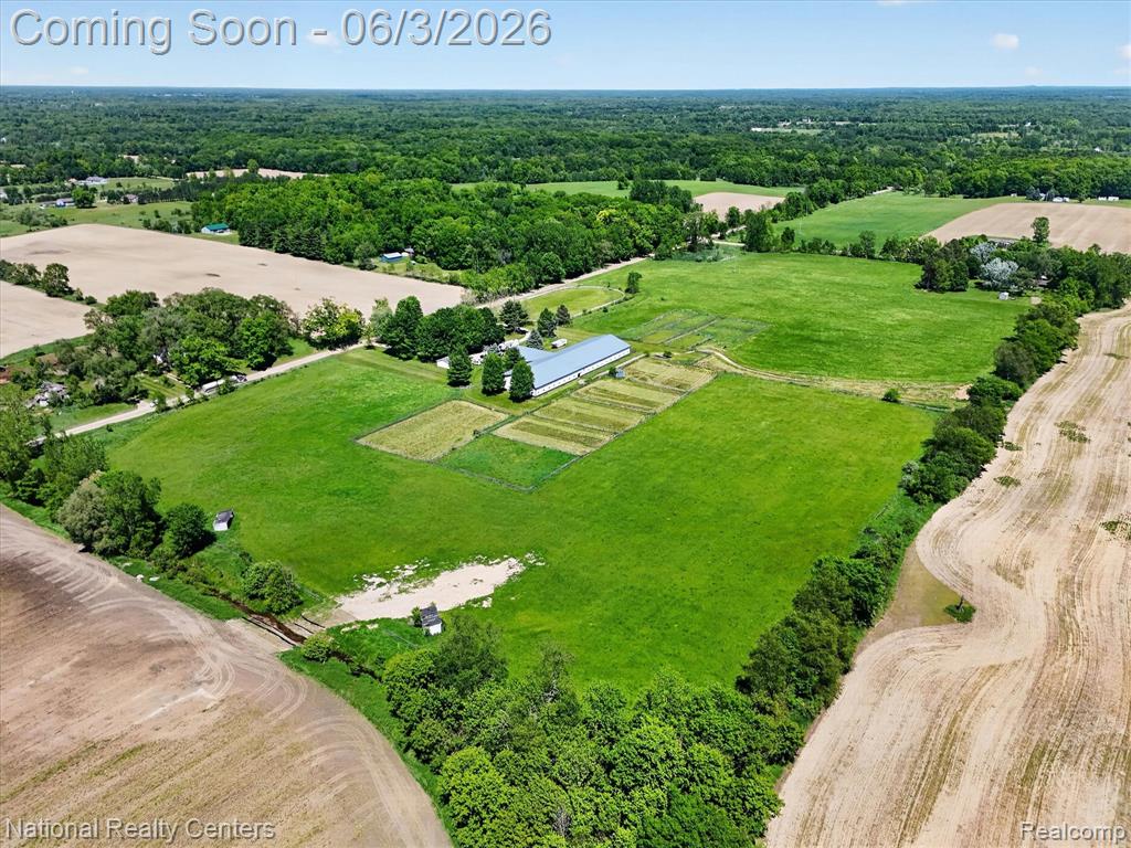 864 East Lovejoy Road Howell, MI 48855 - Photo 57 of 68