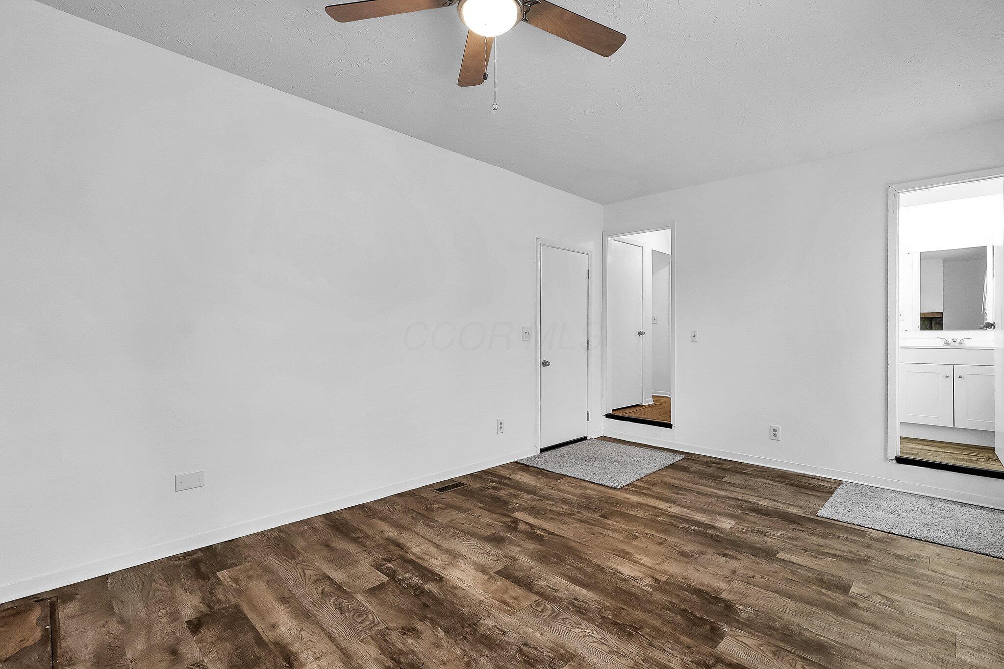 5921 Parkglen Road Galloway, OH 43119 - Photo 11 of 29 Family Room