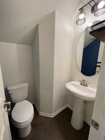 $2,100 | 142 Simon, Kyle, TX 78640