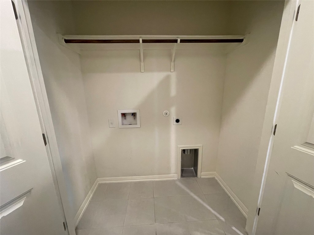 142 Simon Kyle, TX 78640 - Photo 14 of 16 a view of an empty room