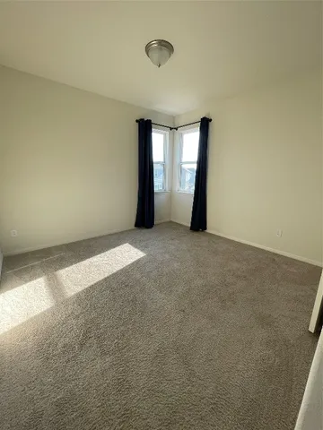 $2,100 | 142 Simon, Kyle, TX 78640