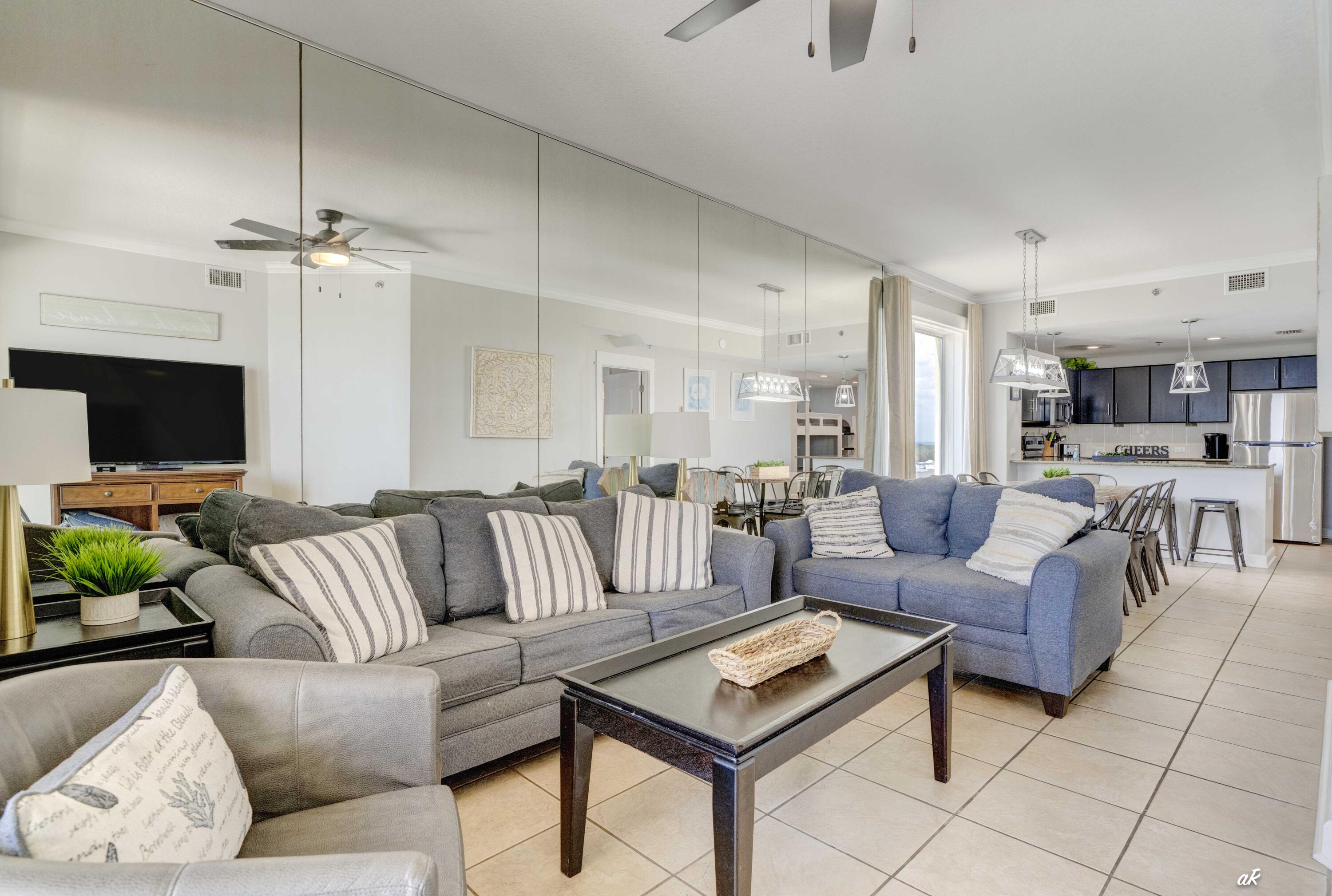 11807 Front Beach Road, Unit 11201 Panama City Beach, FL 32407 - Photo 10 of 59 Living Room