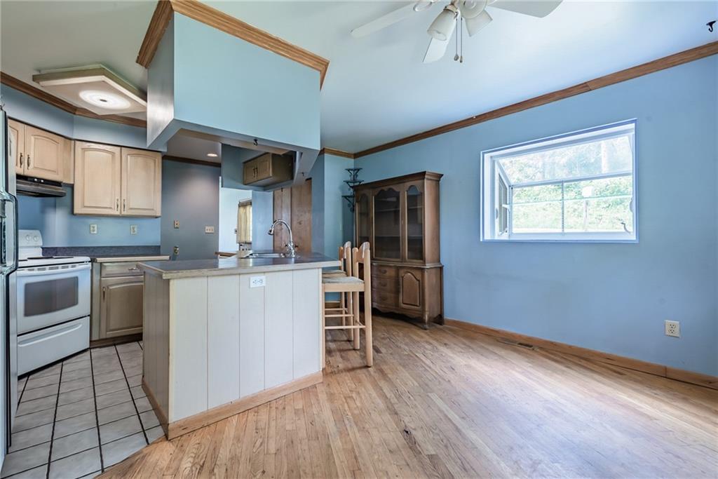 6279 Claridge Export Road Claridge, PA 15623 - Photo 5 of 24