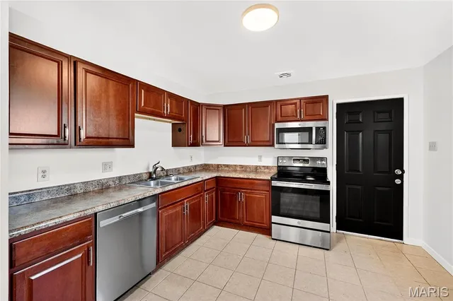 $200,000 | 305 Wellesley Drive, O'Fallon, IL 62269