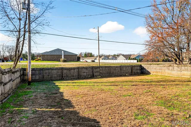 $200,000 | 305 Wellesley Drive, O'Fallon, IL 62269