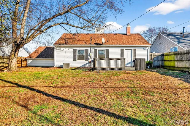 $200,000 | 305 Wellesley Drive, O'Fallon, IL 62269