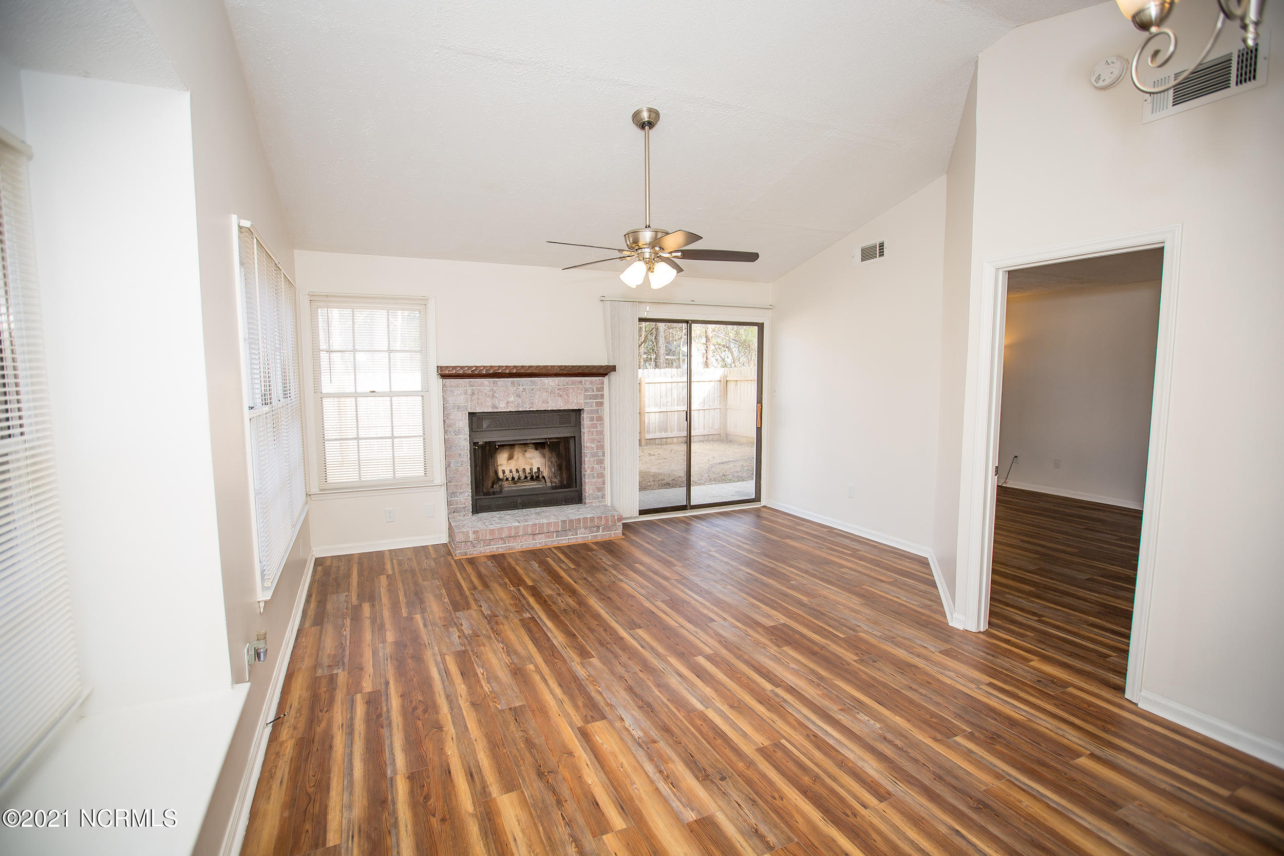 1952 Heather Loop Road Midway Park, NC 28544 - Photo 8 of 20 8K9A9544