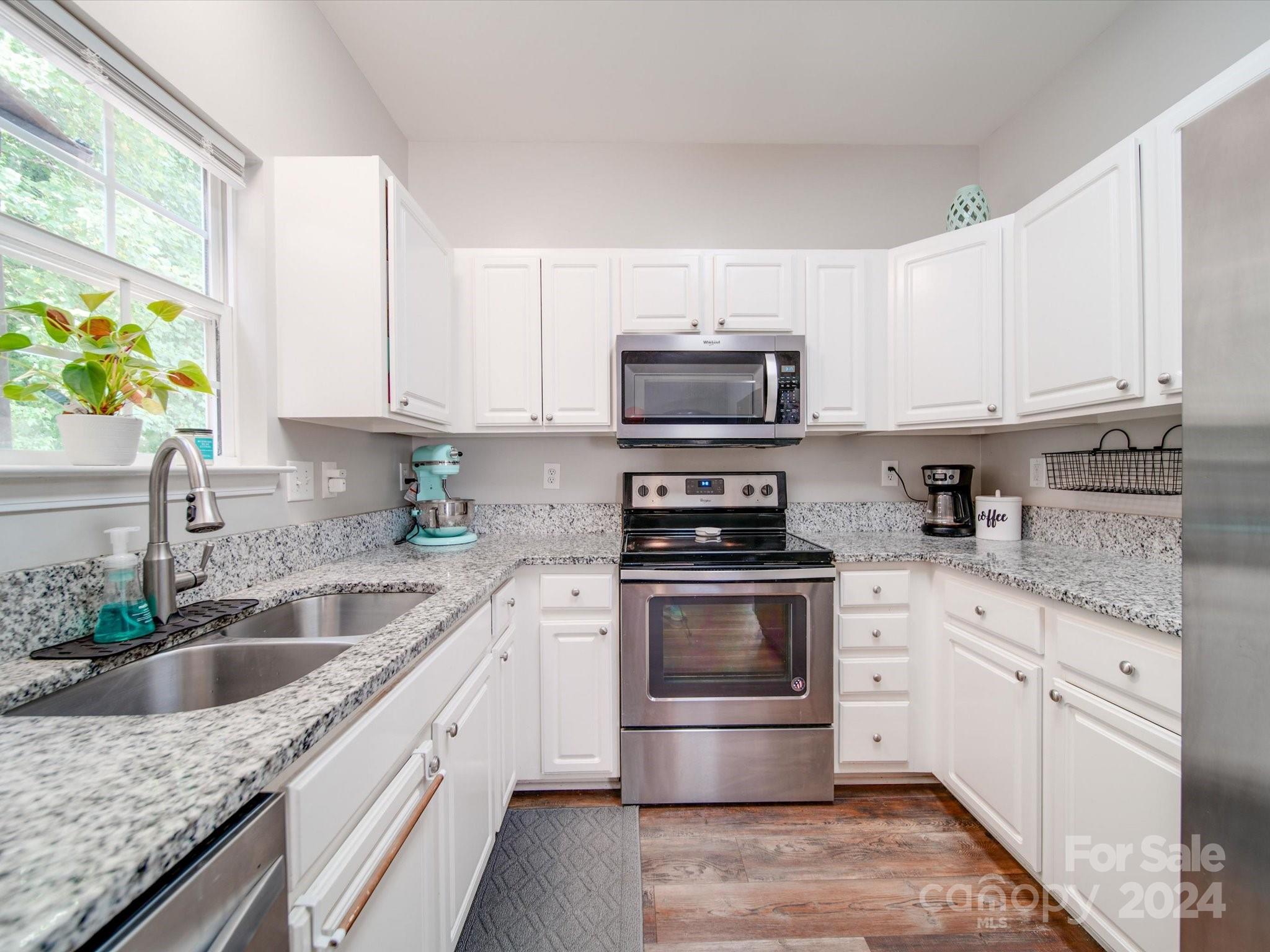 5301 Javitz Road Charlotte, NC 28216 - Photo 15 of 43 Gallery Image 15