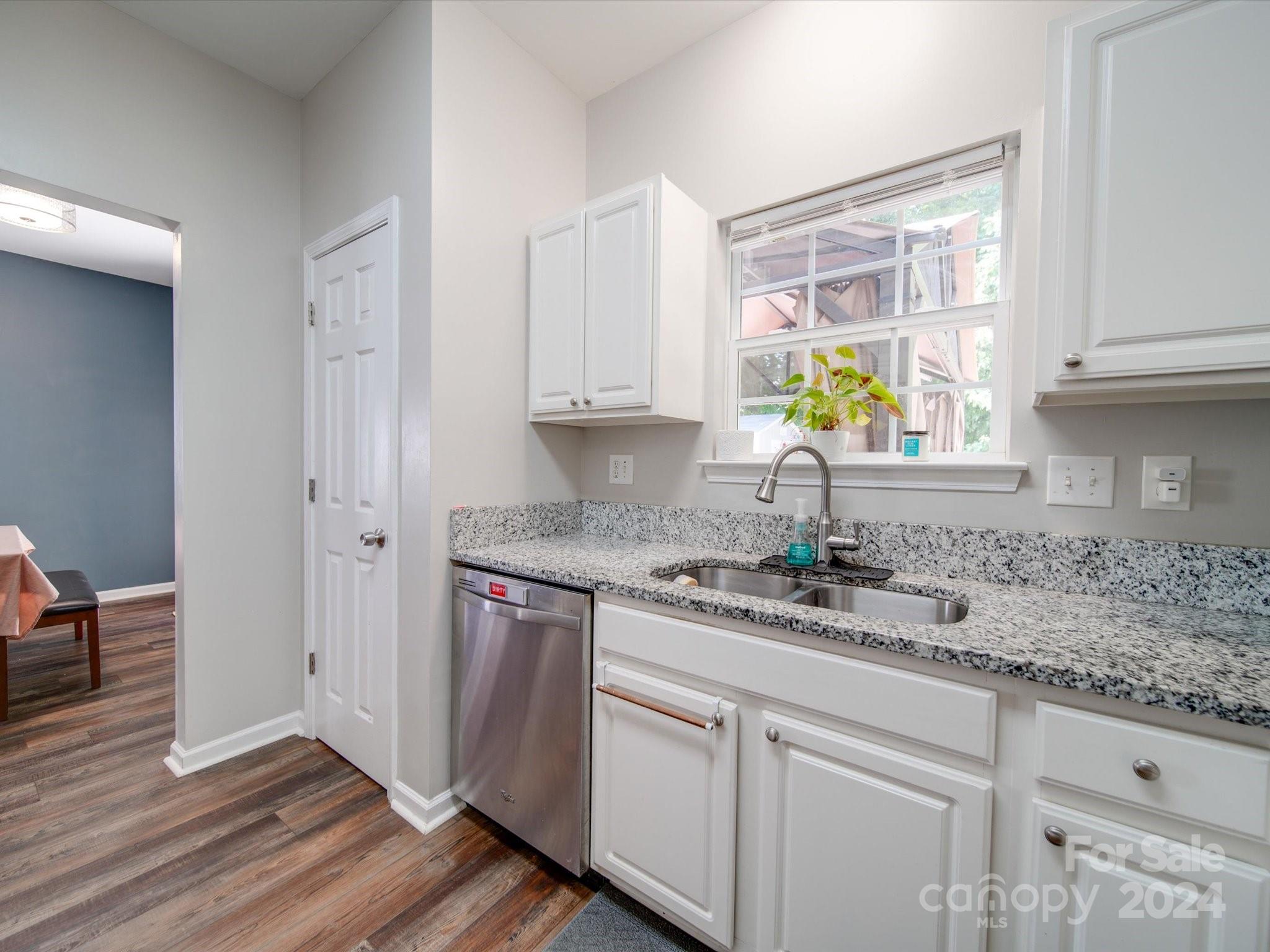 5301 Javitz Road Charlotte, NC 28216 - Photo 17 of 43 Gallery Image 17