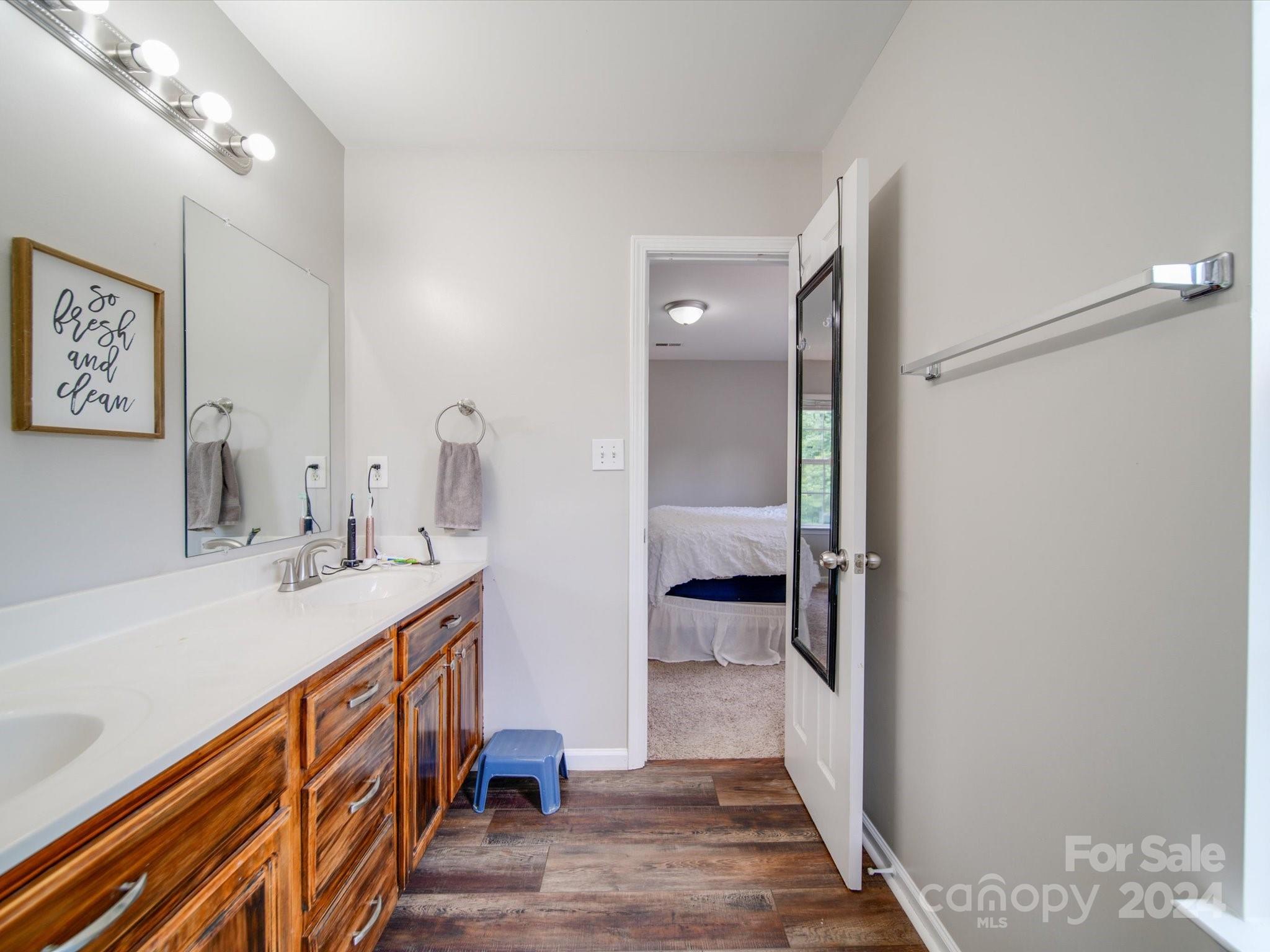 5301 Javitz Road Charlotte, NC 28216 - Photo 27 of 43 Gallery Image 27