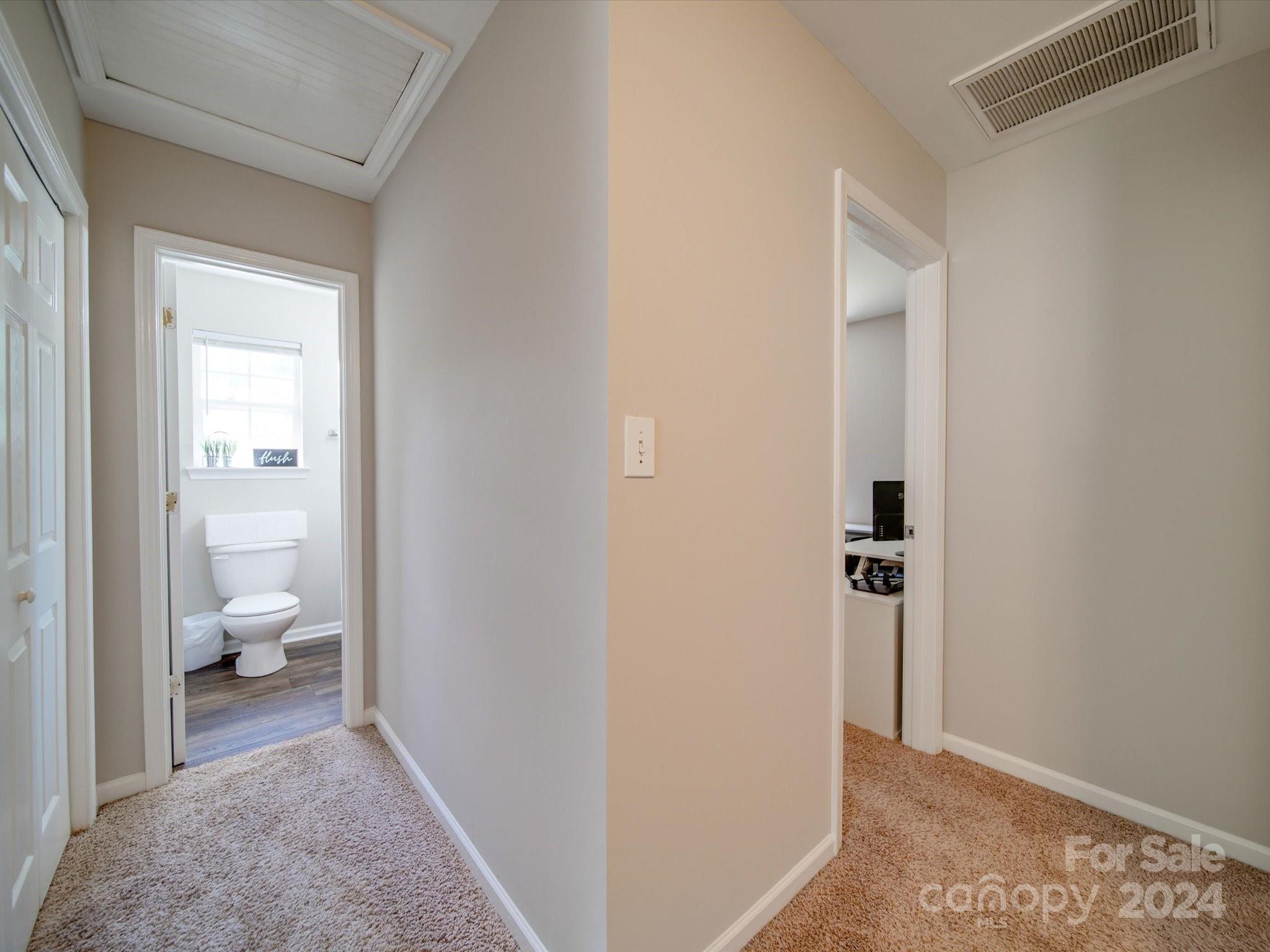 5301 Javitz Road Charlotte, NC 28216 - Photo 34 of 43 Gallery Image 34