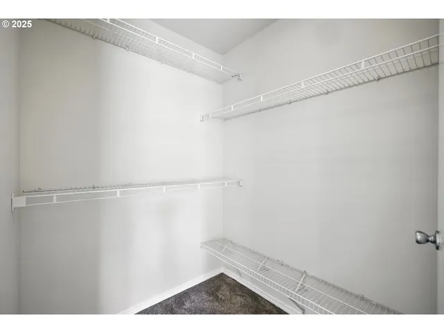 $599,995 | 5609 Southeast 117th Avenue, Portland, OR 97266