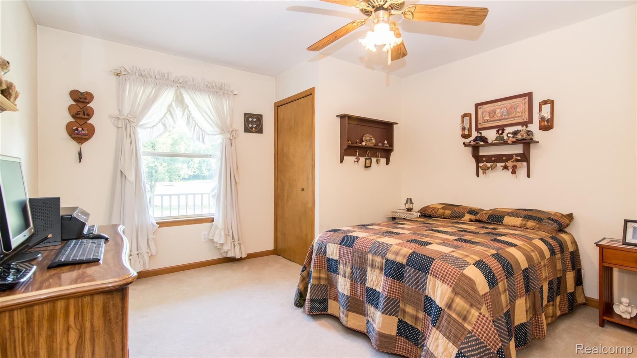 8918 Buchanan Road Brighton, MI 48116 - Photo 22 of 30 027_17.jpg