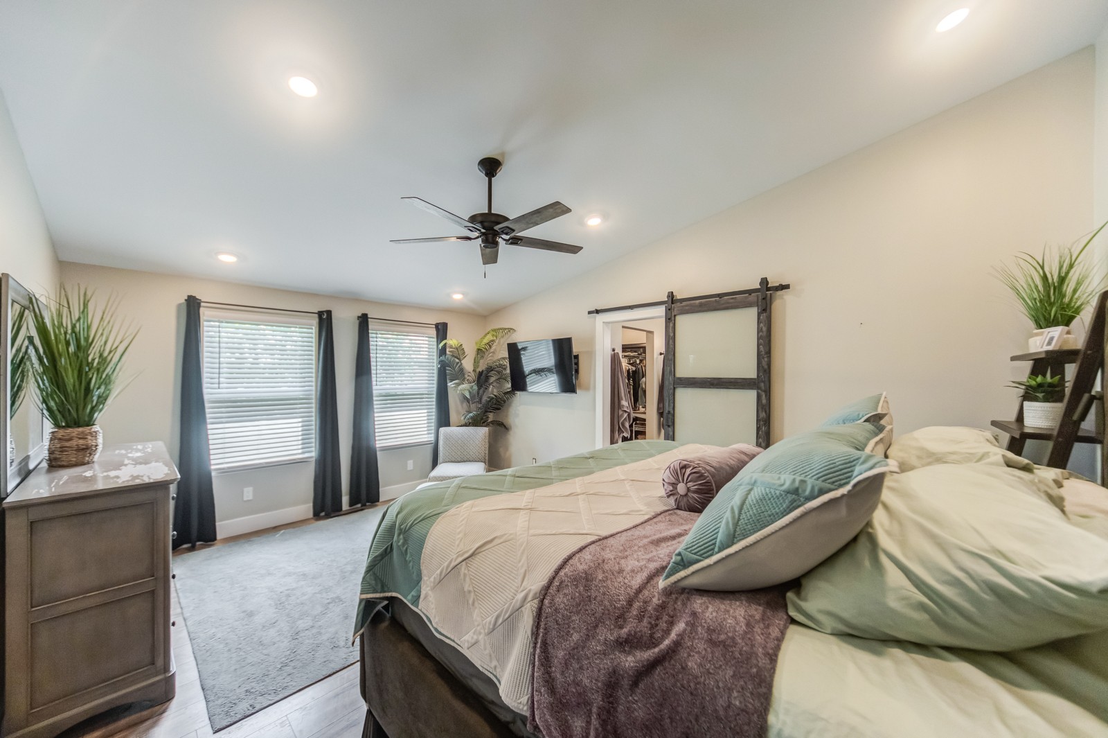 806 Calista Road White House, TN 37188 - Photo 32 of 51 Gallery Image 32
