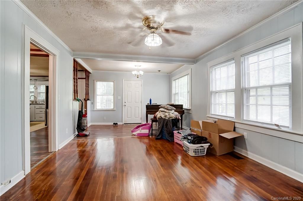 118 Robinson-Clemmer Road Dallas, NC 28034 - Photo 2 of 16 Gallery Image 2